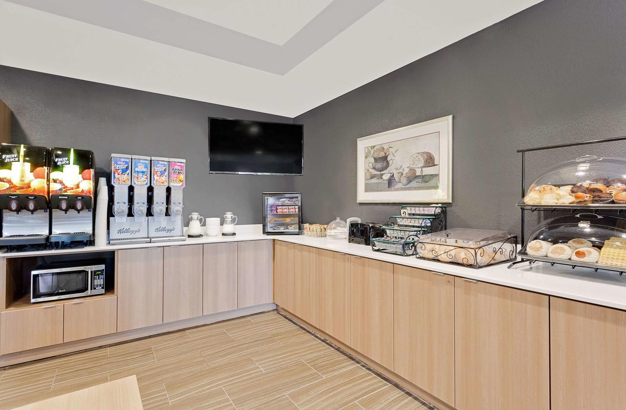 Microtel Inn & Suites By Wyndham Middletown - thumb 32