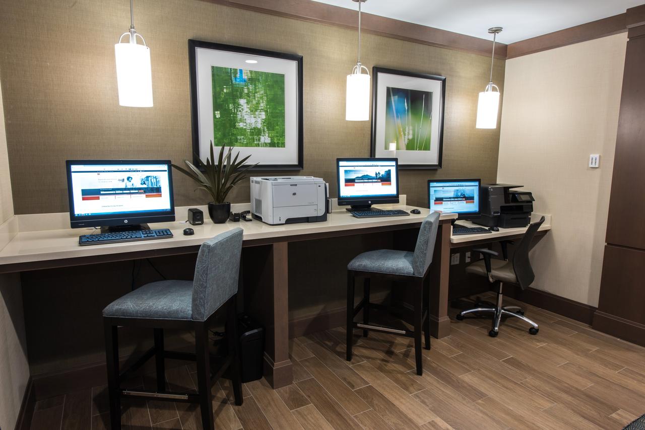 Staybridge Suites Albany Wolf Rd-Colonie Center - thumb 18