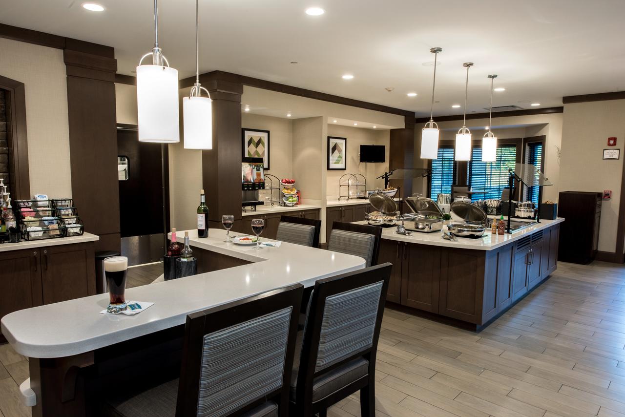 Staybridge Suites Albany Wolf Rd-Colonie Center - thumb 6