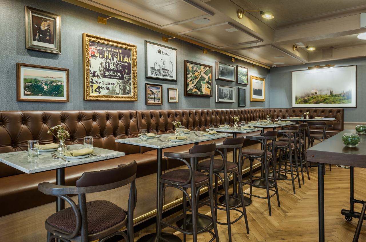 Merrion Row Hotel And Public House - thumb 14