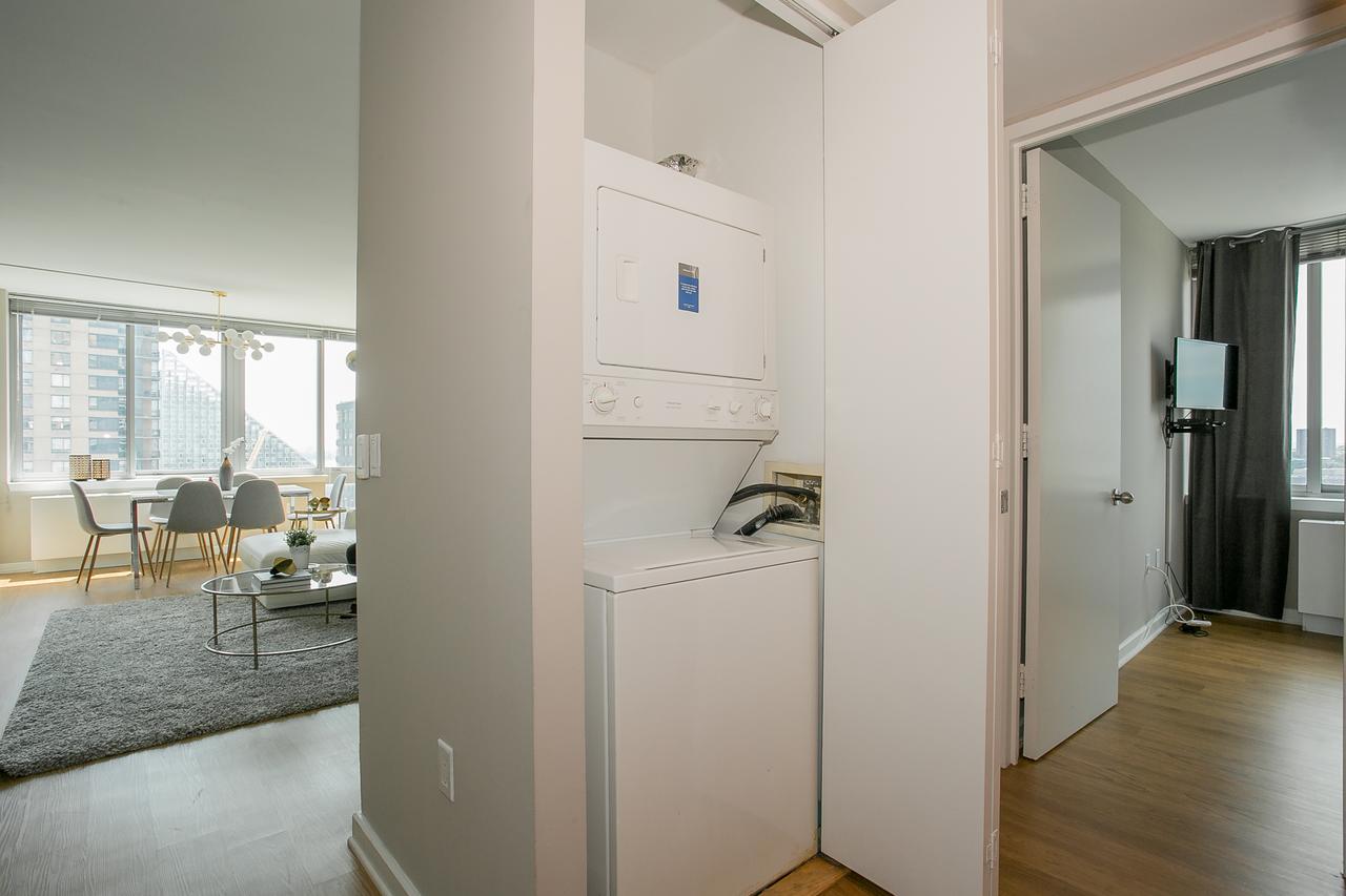 Three Bedroom Apartment With City View - Lincoln Center - thumb 19