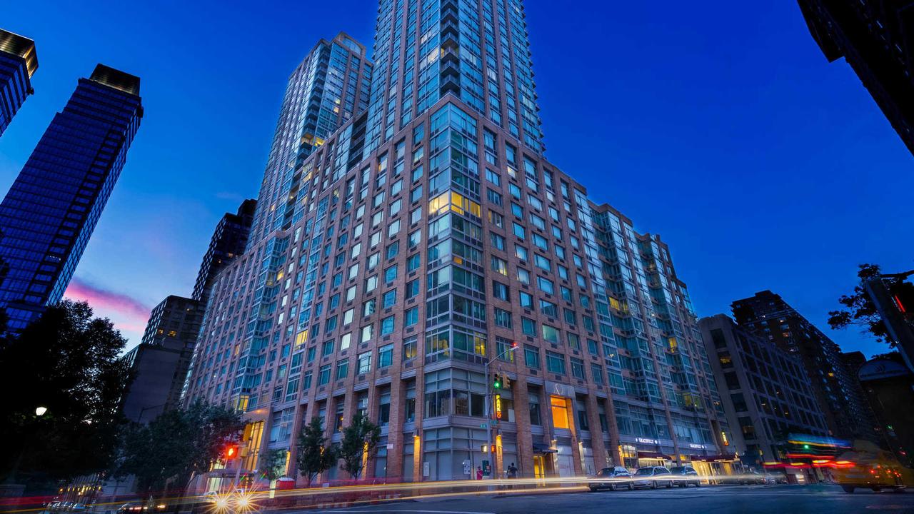 Three Bedroom Apartment With City View - Lincoln Center - thumb 26