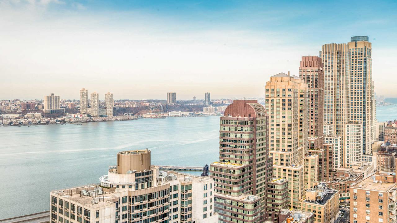 Three Bedroom Apartment With City View - Lincoln Center - thumb 29