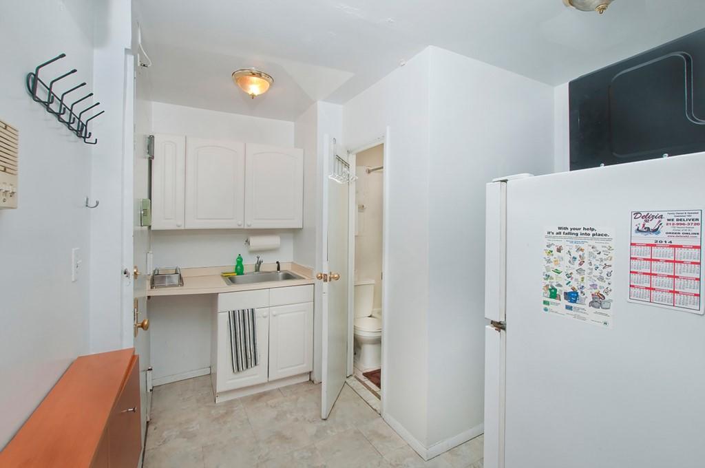 East 94th Apartment #232466 Apts - thumb 10