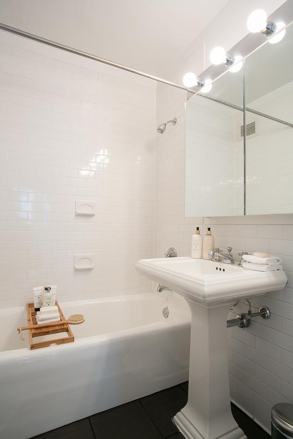 Spectacular Duplex 4 Bedroom 3 Bath Lincoln Center - thumb 12