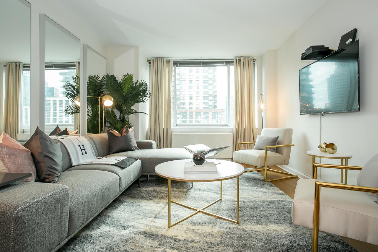 Spectacular Duplex 4 Bedroom 3 Bath Lincoln Center - thumb 1