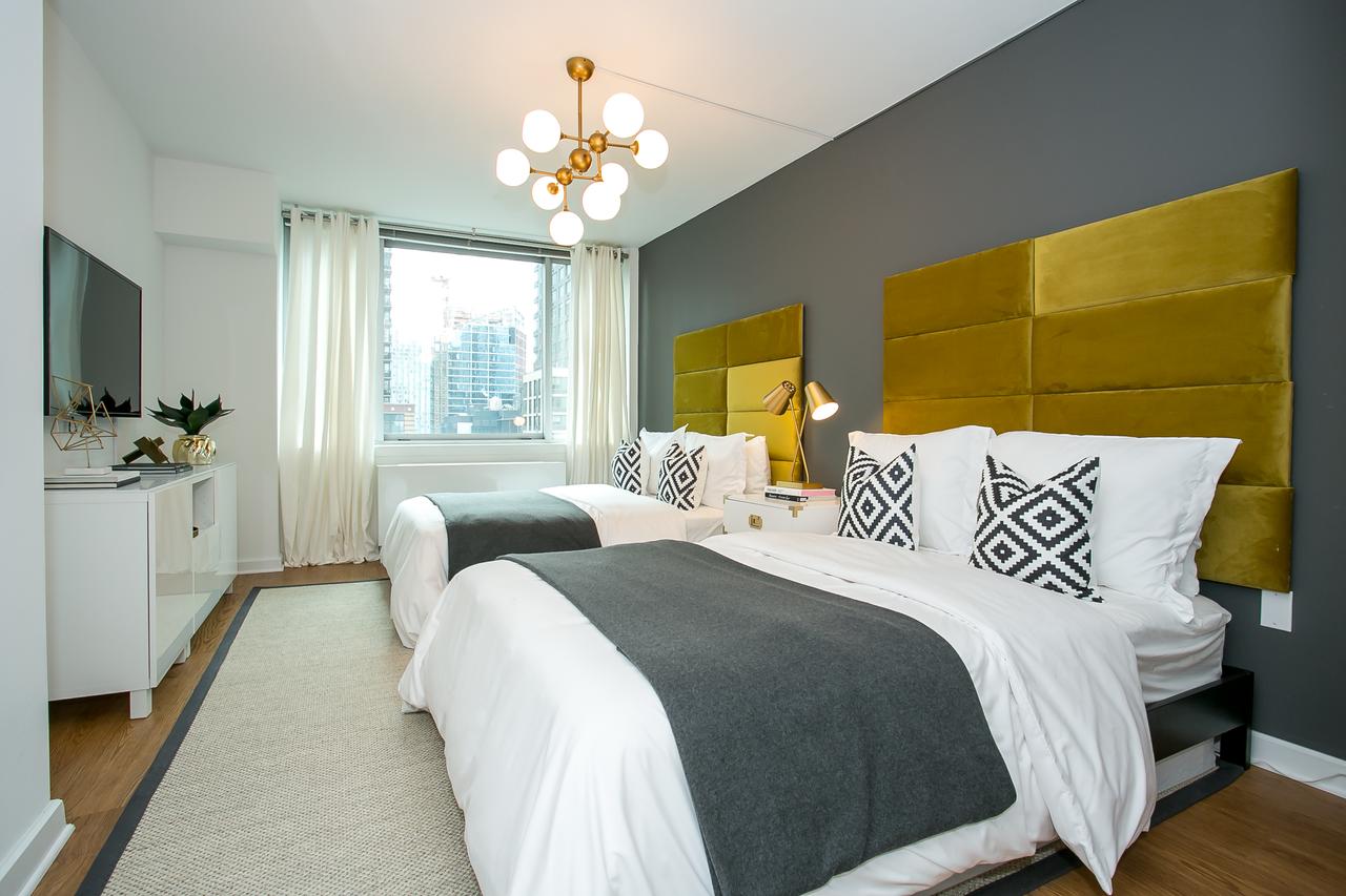 Spectacular Duplex 4 Bedroom 3 Bath Lincoln Center - thumb 4
