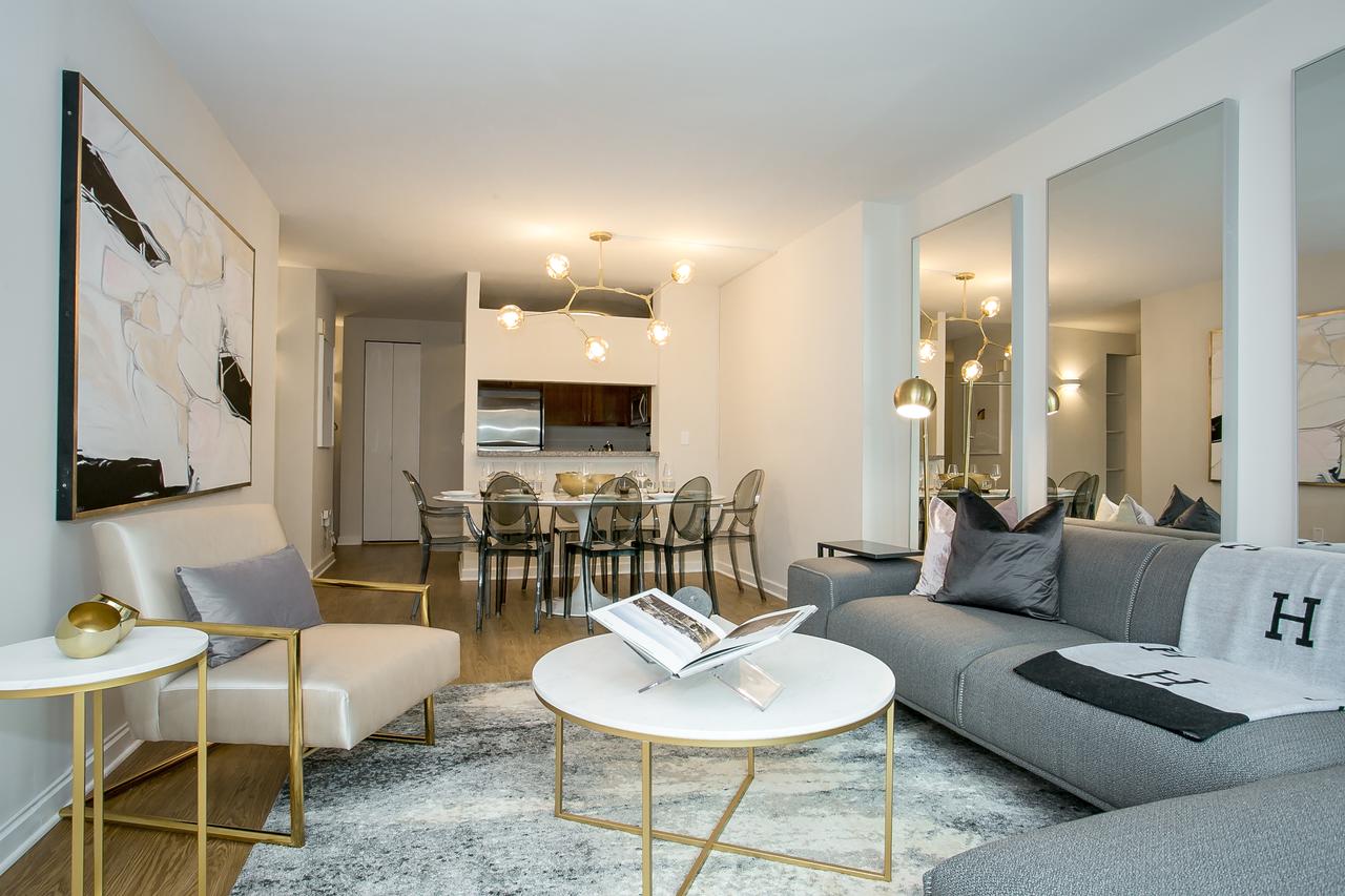 Spectacular Duplex 4 Bedroom 3 Bath Lincoln Center - thumb 2