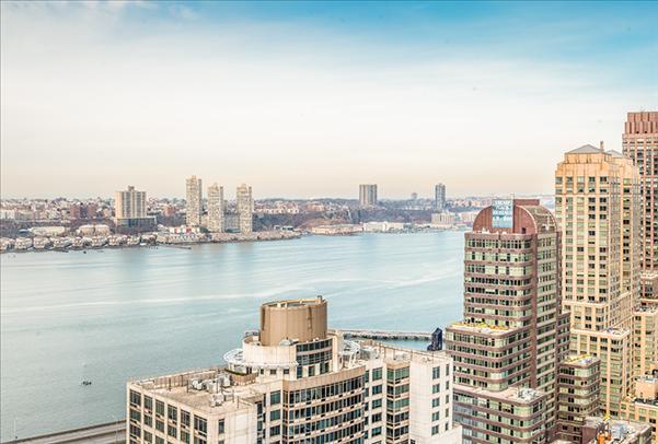 Spectacular Duplex 4 Bedroom 3 Bath Lincoln Center - thumb 27