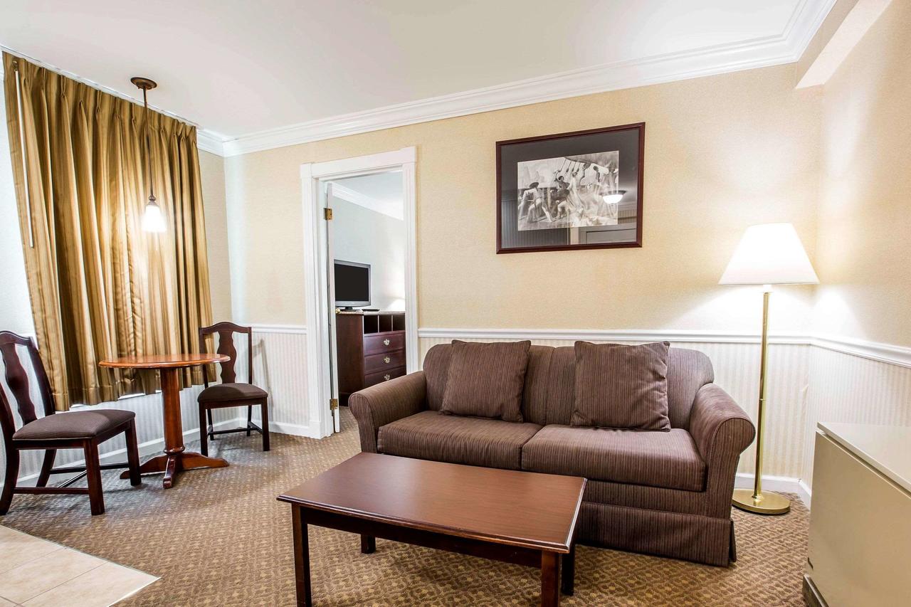 Comfort Inn & Suites Plattsburgh - Morrisonville - thumb 2