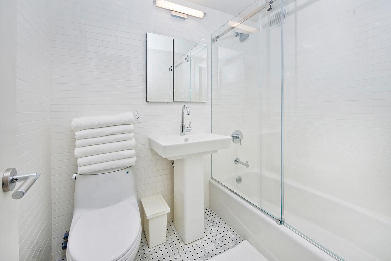 36th Street Midtown East Luxury Duplex Apartment - thumb 20