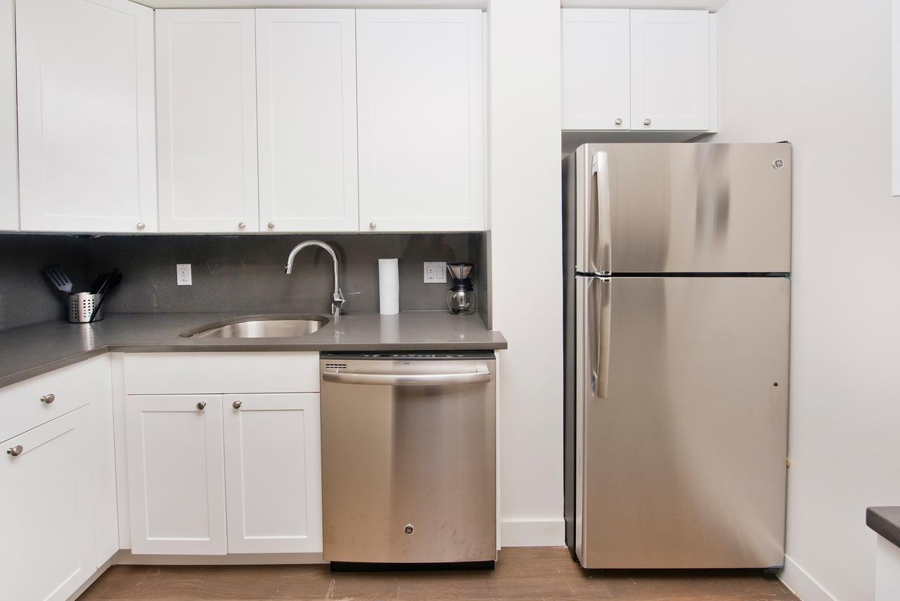 36th Street Midtown East Luxury Duplex Apartment - thumb 17