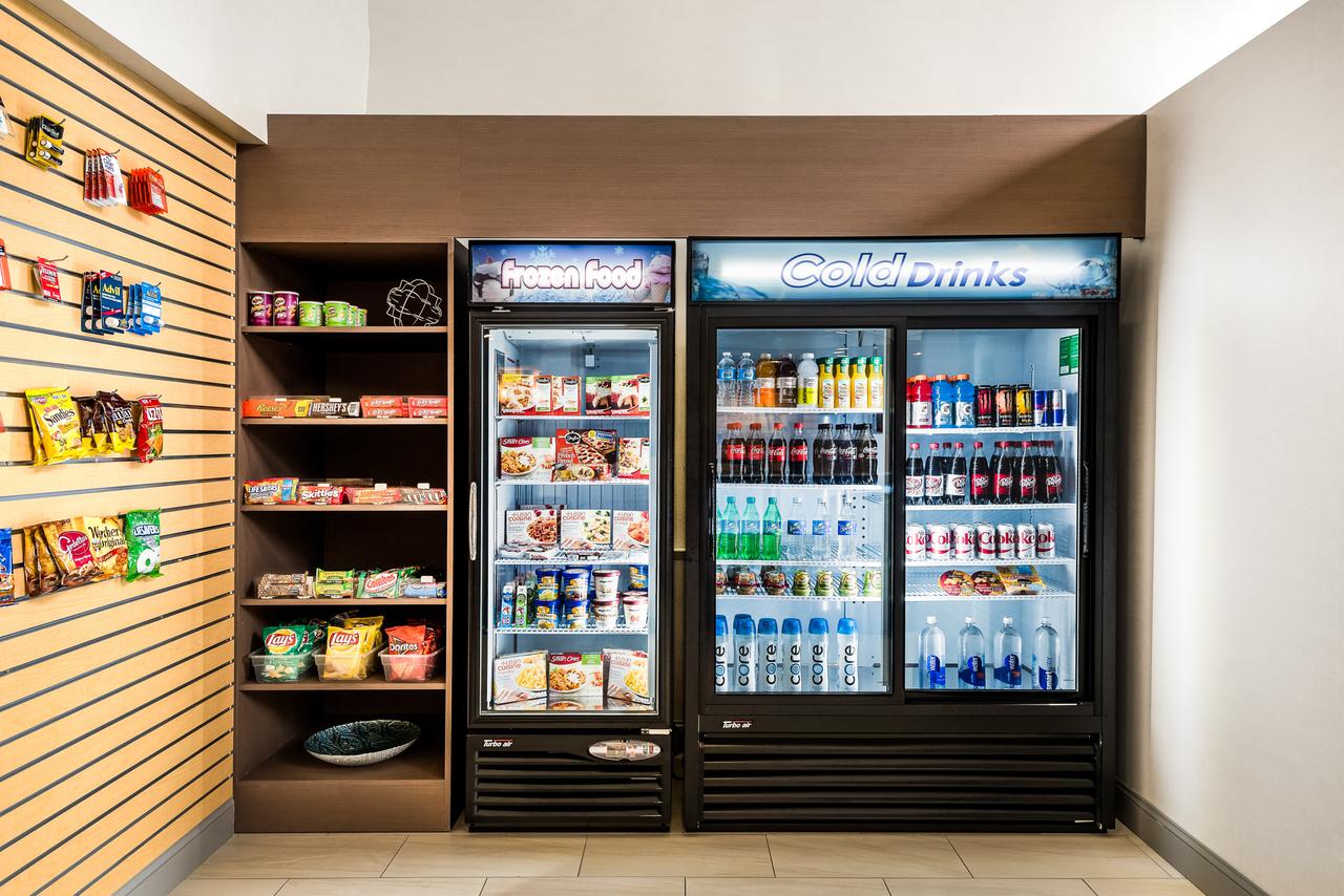 Holiday Inn Express Hotel & Suites Charlotte Airport-Belmont - thumb 17