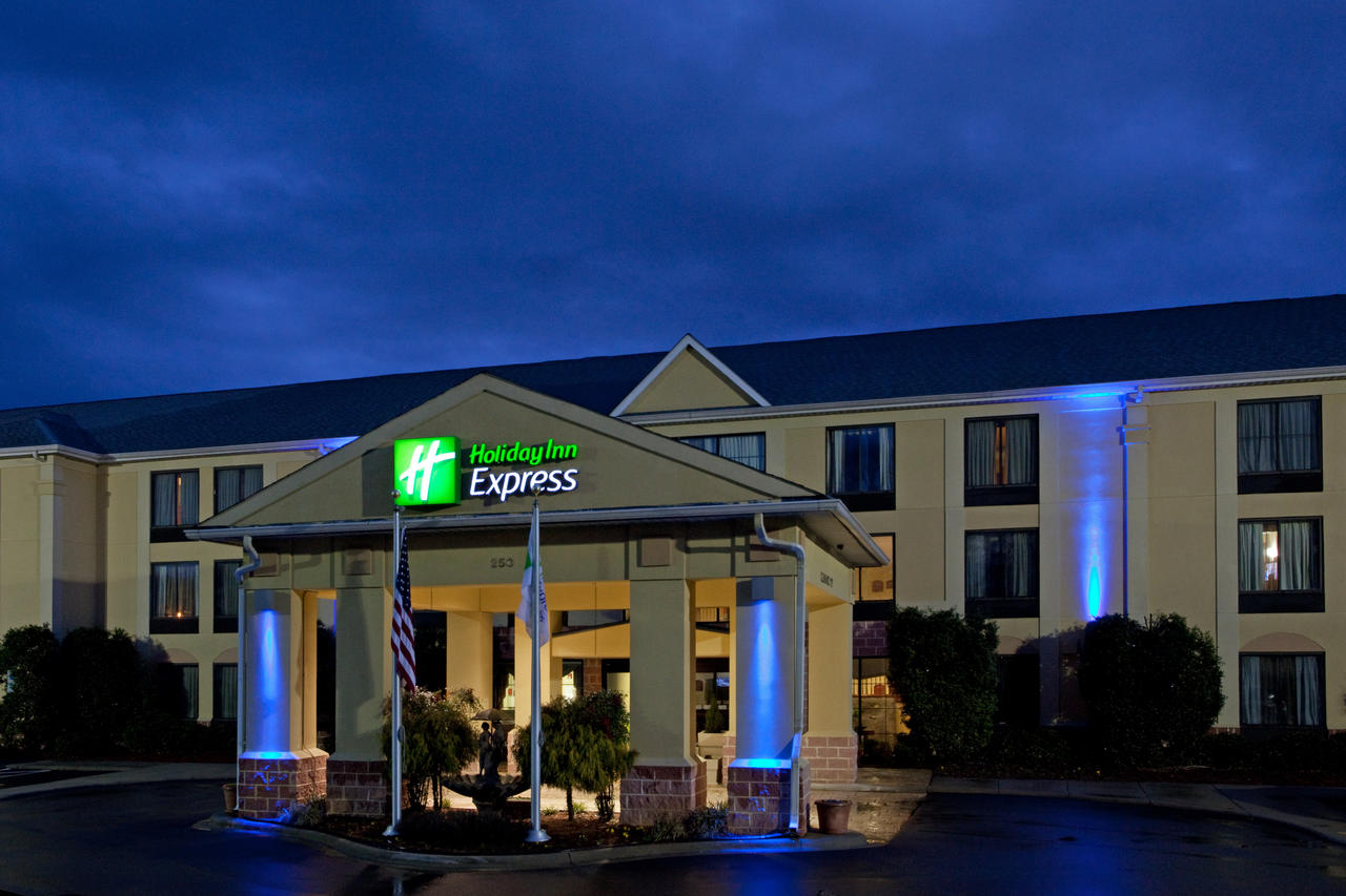 Holiday Inn Express Hotel & Suites Charlotte Airport-Belmont - thumb 23