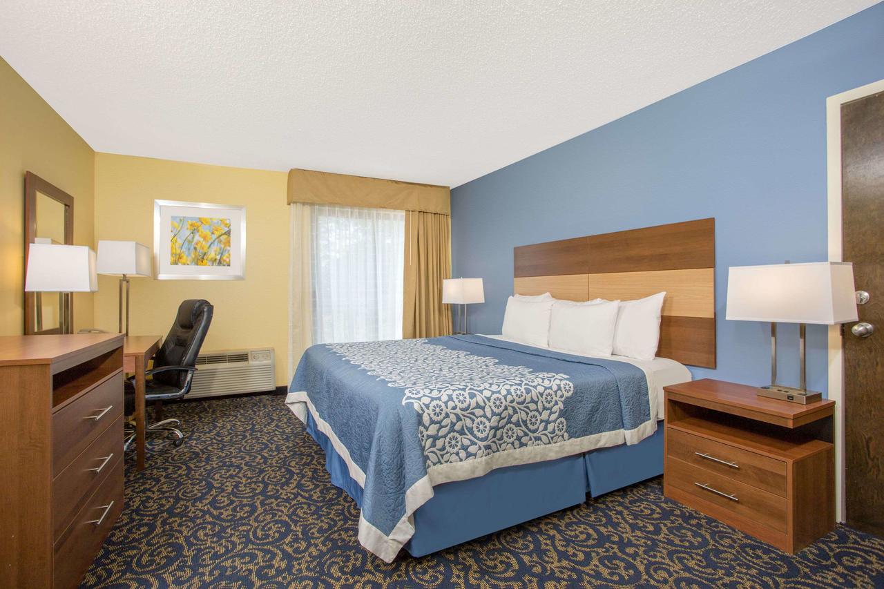 Days Inn By Wyndham Raleigh-Airport-Research Triangle Park - thumb 20