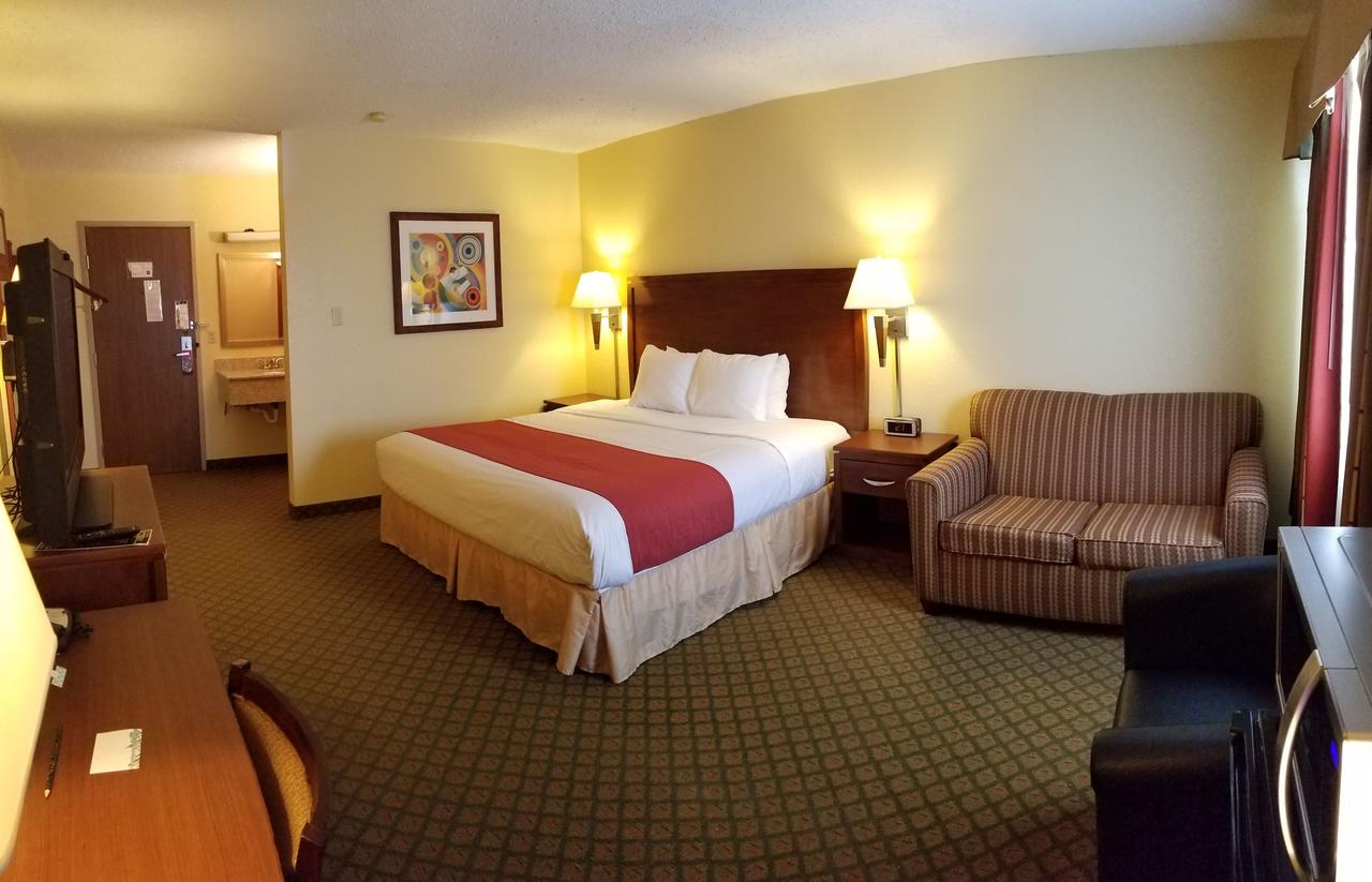 Red River Inn & Suites Fargo - thumb 19