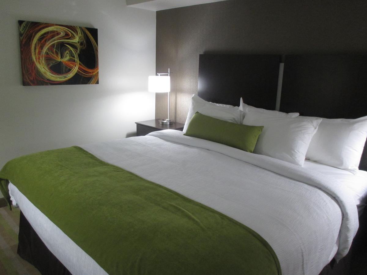 Best Western Harvest Inn & Suites - thumb 2