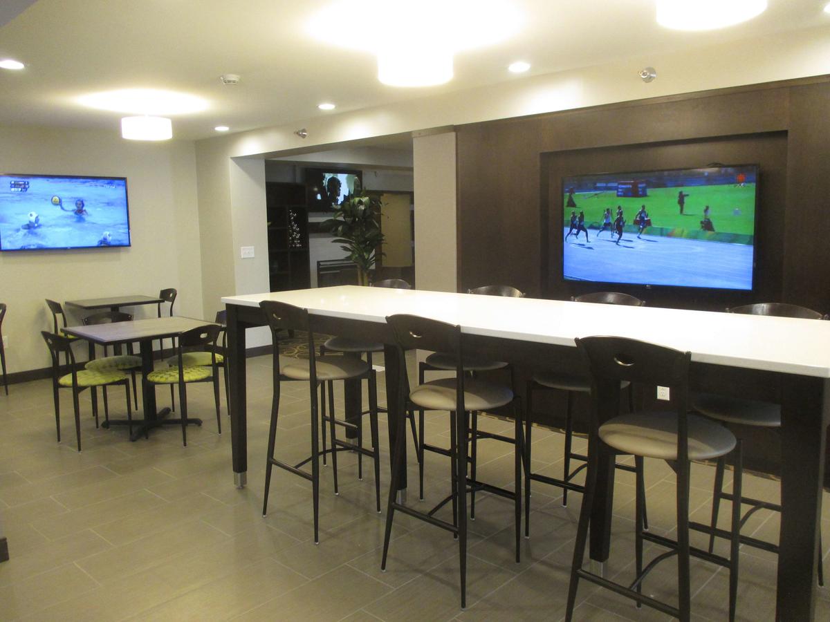 Best Western Harvest Inn & Suites - thumb 30