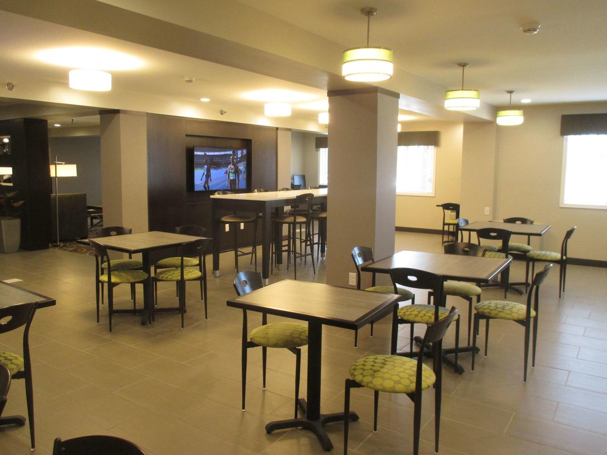 Best Western Harvest Inn & Suites - thumb 31