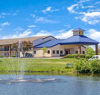 Super 8 by Wyndham Mason - Accommodation New York