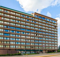 Quality Inn  Suites Cincinnati Downtown - Accommodation New York
