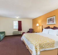 Days Inn by Wyndham Amherst - Accommodation New York
