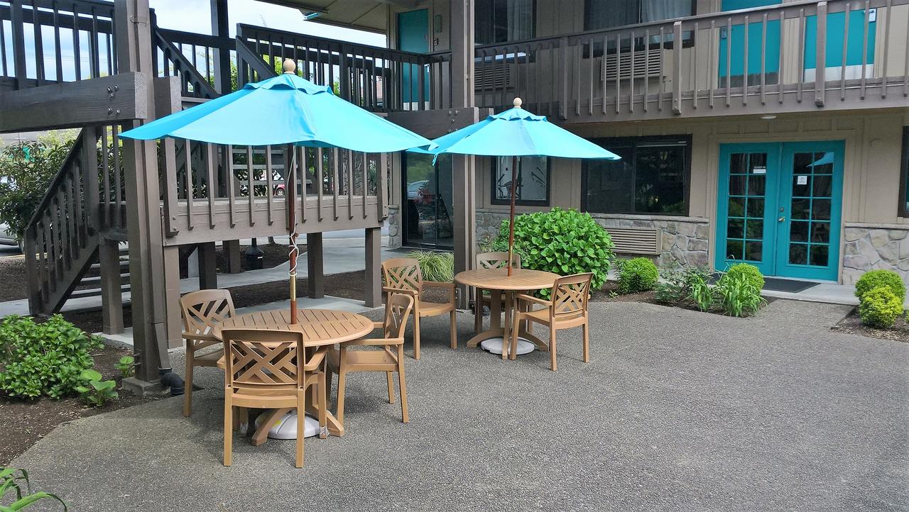 Pepper Tree Inn - thumb 41