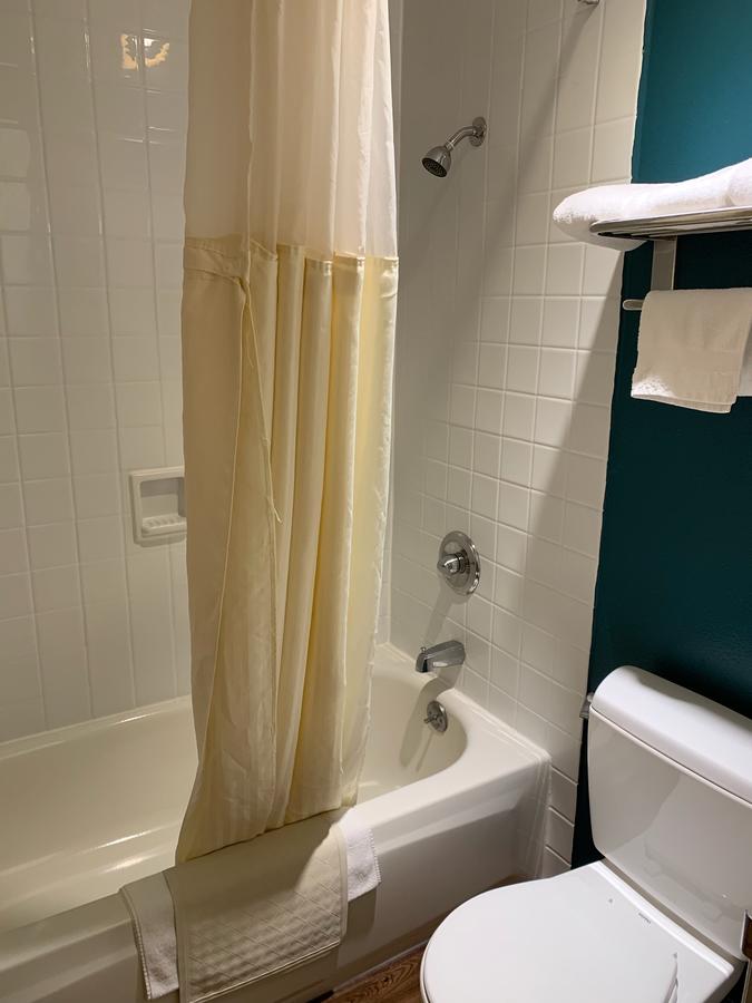 Pepper Tree Inn - thumb 8