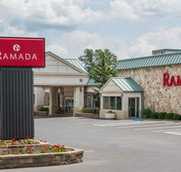 Ramada by Wyndham State College Hotel  Conference Center - Accommodation New York
