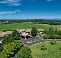Round Hill Inn - Accommodation New York