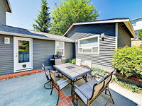 4126 SW Thistle St Home Accommodation New York