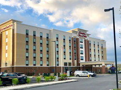 Hampton Inn & Suites Morgantown / University Town Centre