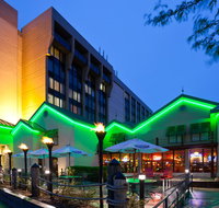 Radisson Hotel Milwaukee West - Accommodation New York