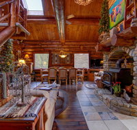 The Lodge At Red Pine Ridge Home - Accommodation New York