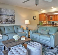 'Pelican Cove' Bradenton Beach Condo with Pool Access - Accommodation New York
