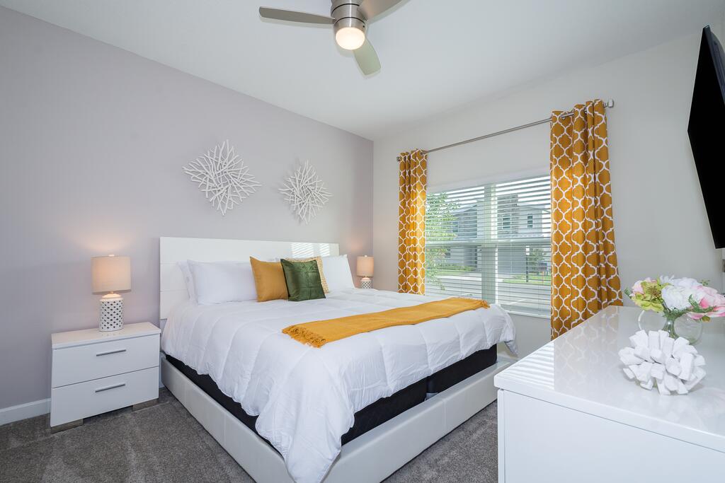 (AA460) Champions Gate Home 4/3 Private Pool & Free Waterpark - thumb 3