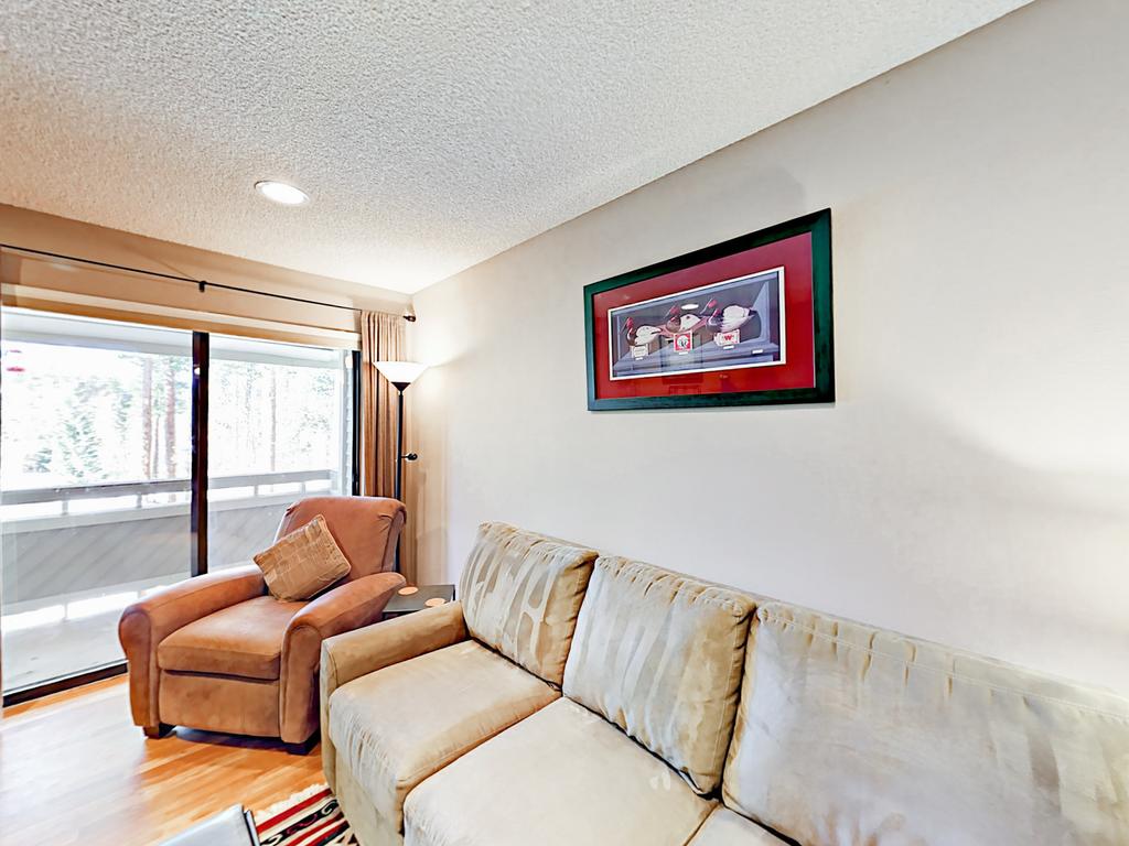 1001 Grandview Drive Condo Unit B22 - thumb 2