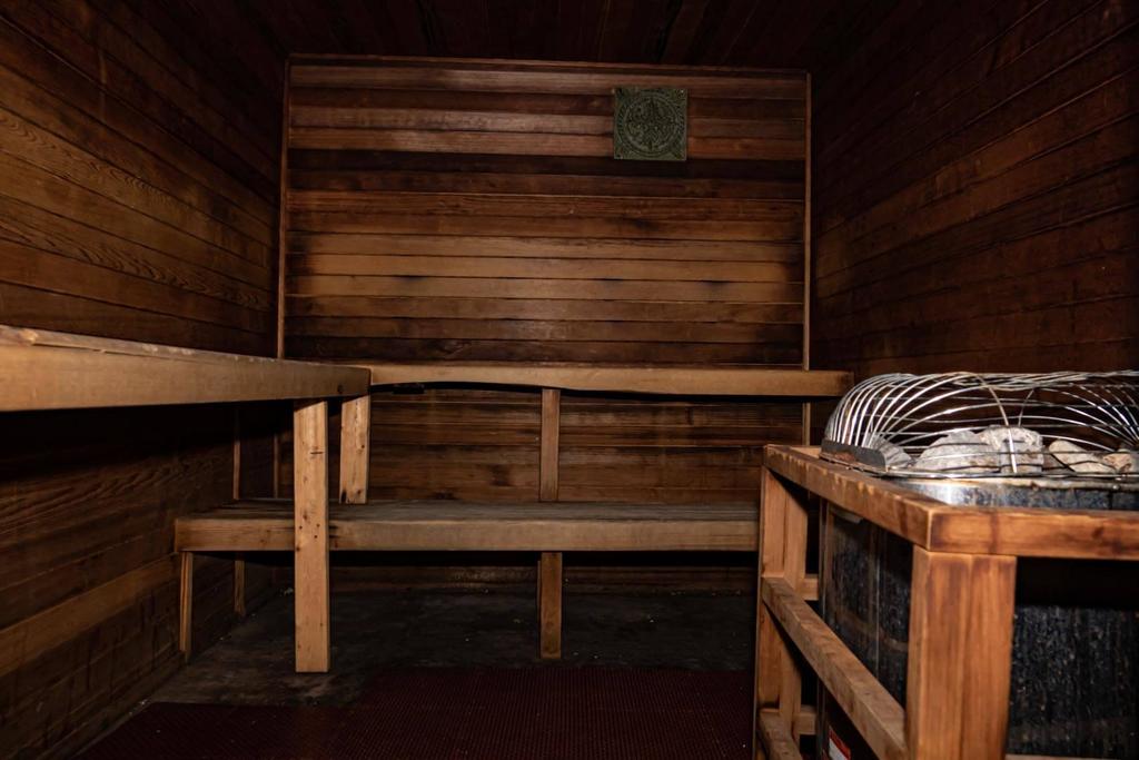 1502 Golf View Towers Happy Time Bear - thumb 1