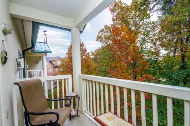 1502 Golf View Towers Happy Time Bear - thumb 3