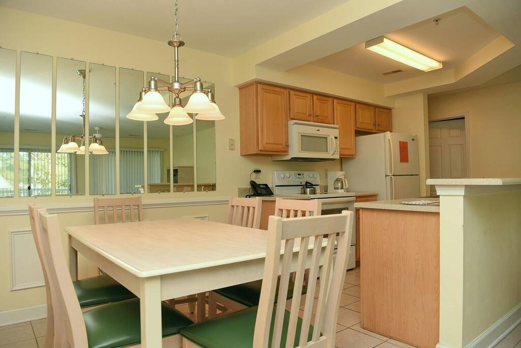 3005M Condo - thumb 2