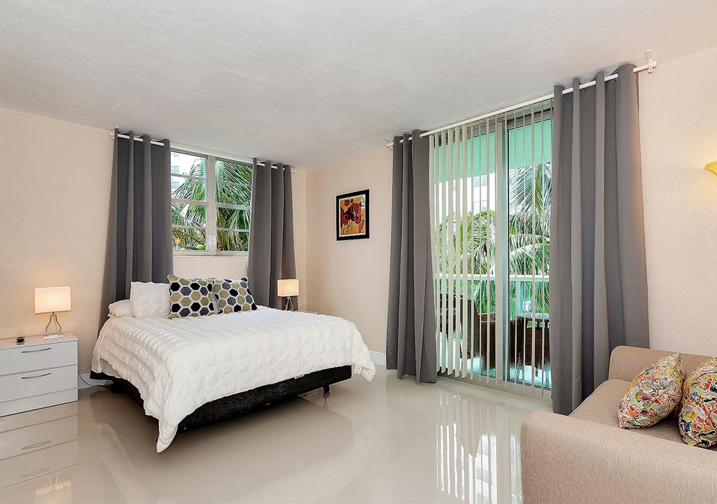 3O Hollywood Beach - thumb 1