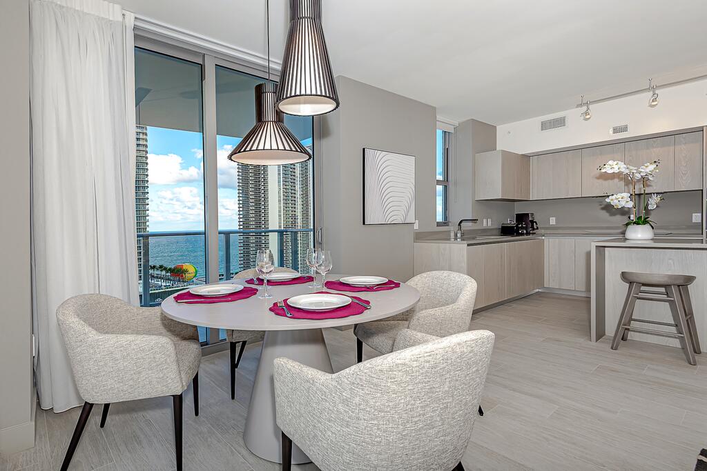 5 Infinity Pool Front Ocean View: Brand New 2BR - thumb 2