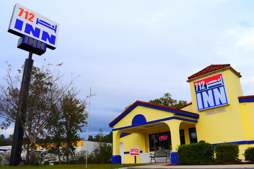 712 Inn - thumb 1