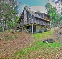 Adirondack-Style Stamford Home with Floating Dock - Accommodation New York