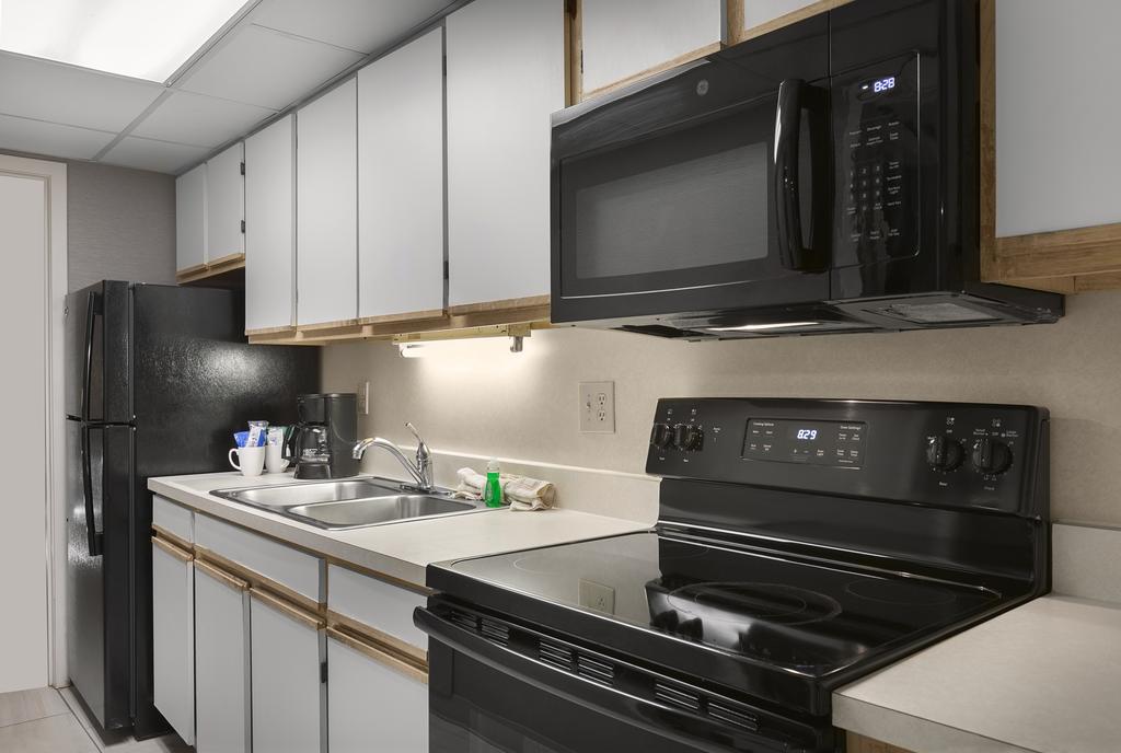 Captain's Quarters Resort - thumb 1