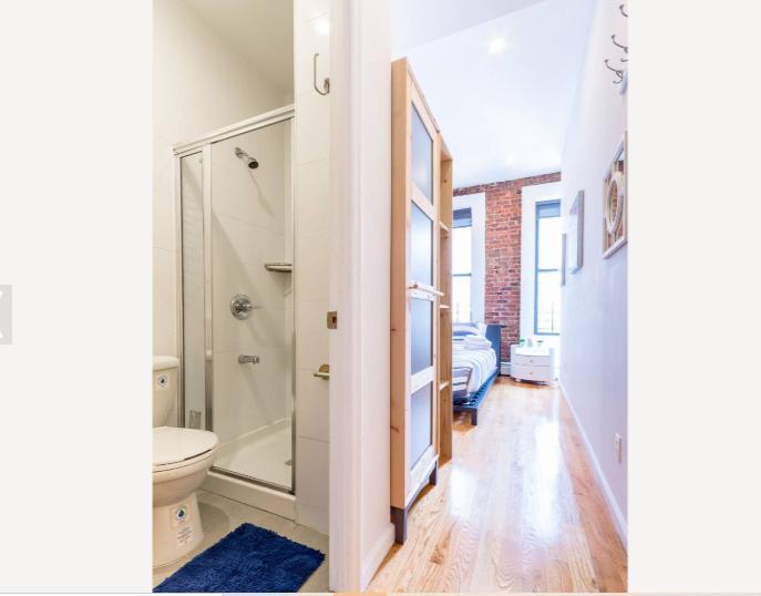 Ergonomic 4 Bedroom Rental In Midtown East NY-17220 - thumb 1