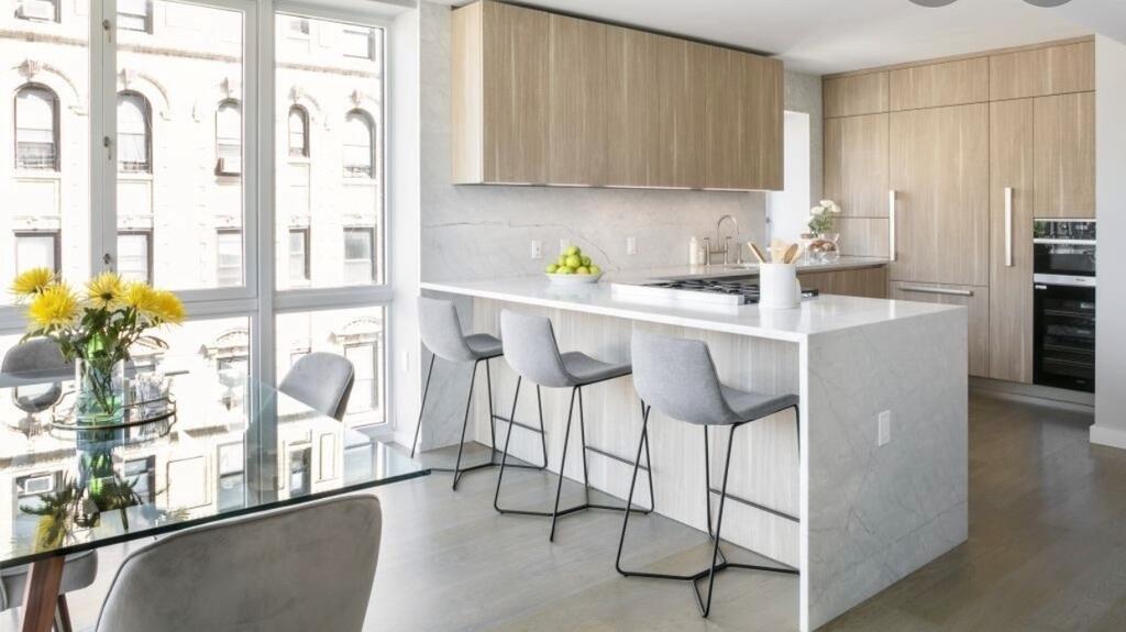Lower East Luxury 30 Day Stays - thumb 1