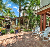 Luxe Home with Backyard Paradise 1Mi to Beach - Accommodation New York