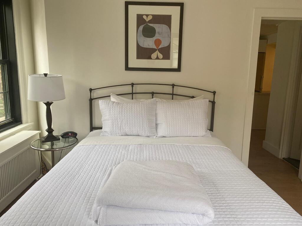 Manhattan Valley Apartments 30 Day Stays - thumb 3