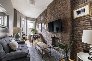MARVELOUS 3 BEDROOM APARTMENT / PERFECT LOCATION
